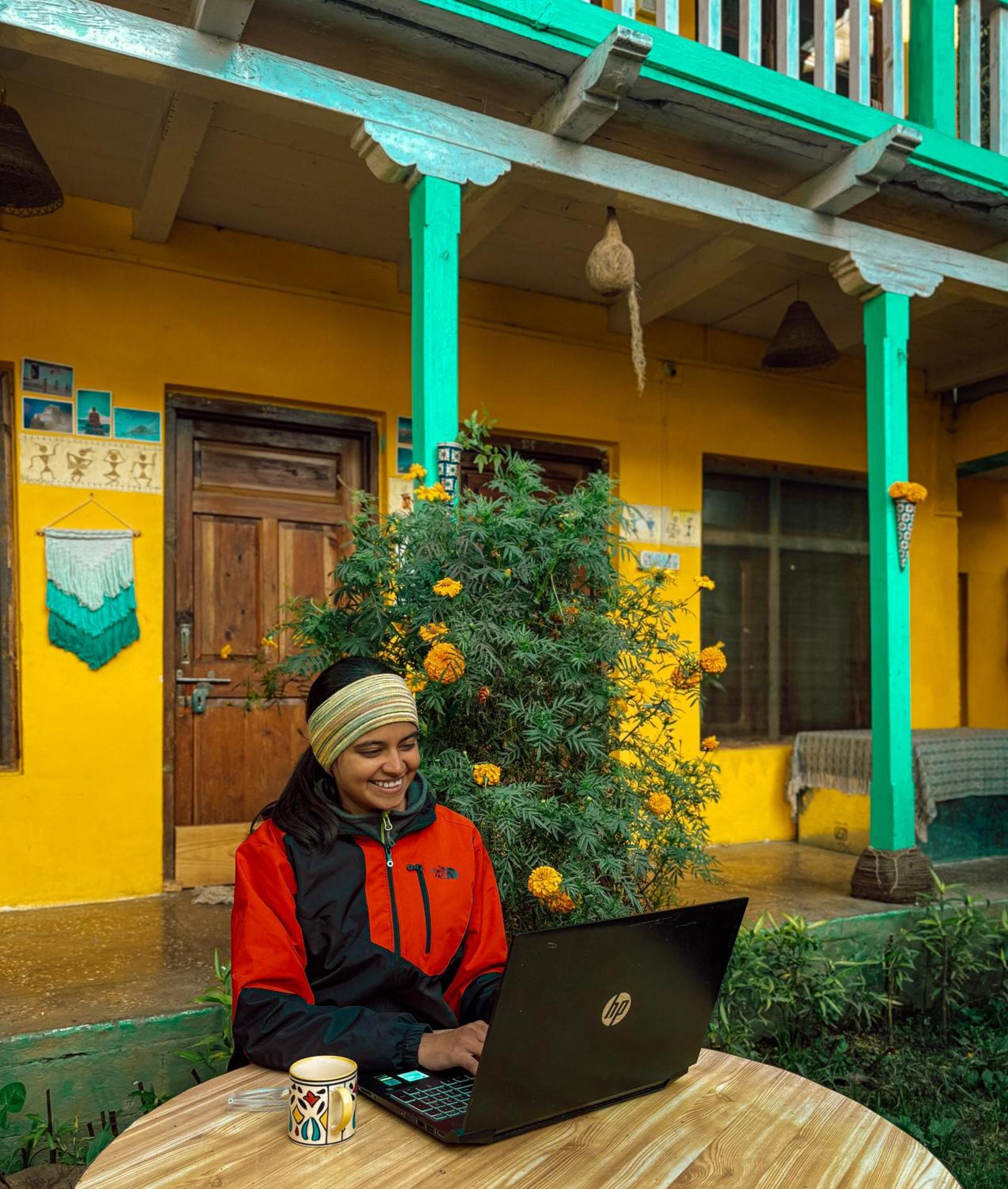 Yaarana Stay & Cafe, Vashisht, Manali Exterior foto